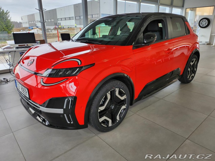 Nissan Micra ADVANCE 52kWh REZERVACE 2026