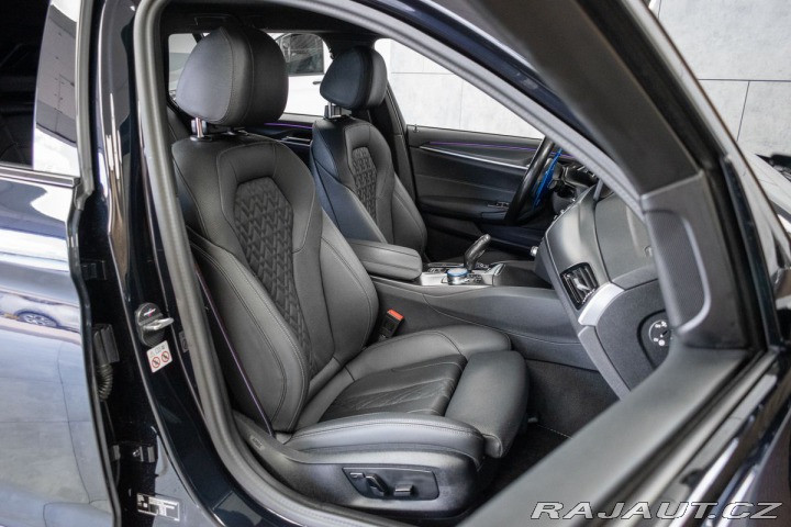 BMW 5 520d xD ///M*ZÁRUKA*TAŽNÉ 2023
