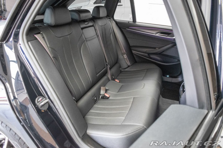 BMW 5 520d xD /REZERVACE 2023