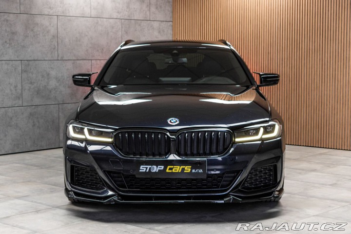 BMW 5 520d xD /REZERVACE 2023