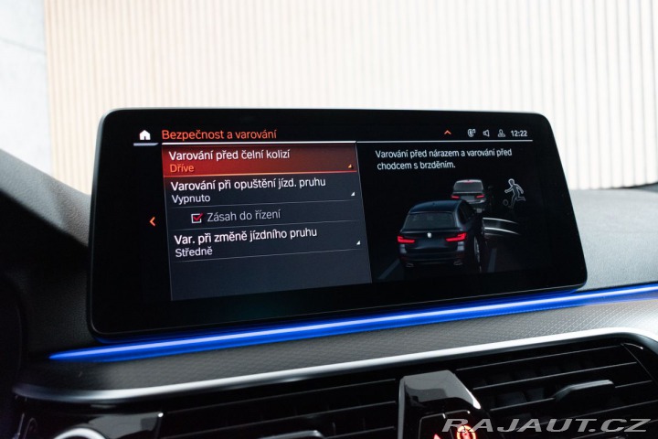 BMW 5 520d xD /REZERVACE 2023