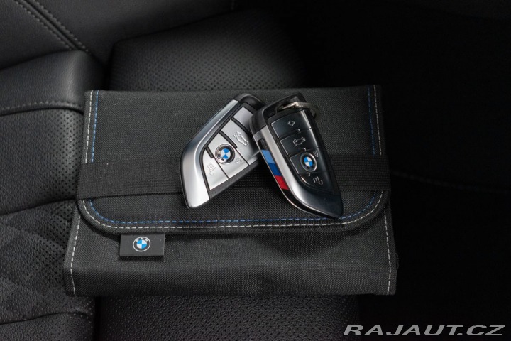 BMW 5 520d xD ///M*ZÁRUKA*TAŽNÉ 2023