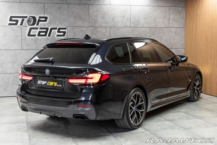 BMW 5 520d xD ///M*ZÁRUKA*TAŽNÉ 2023
