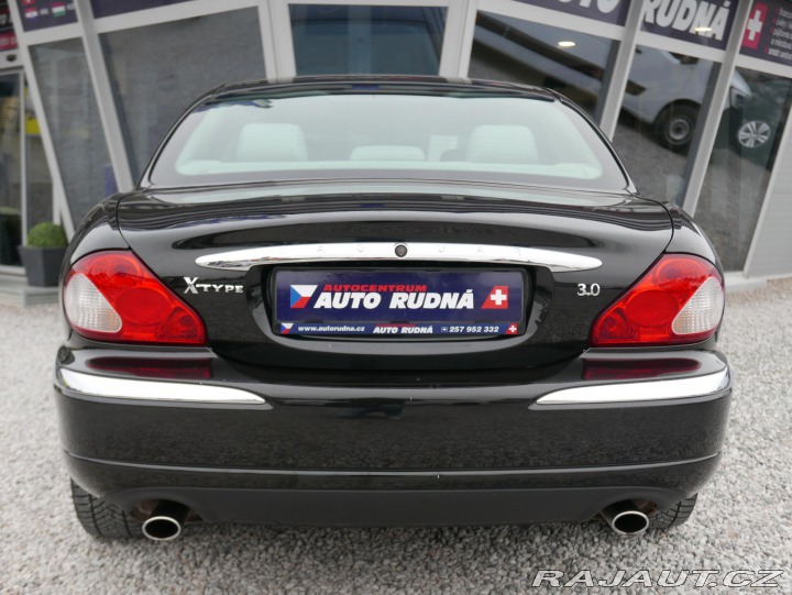 Jaguar X-Type 3,0 V6 AWD Executive REZE 2003