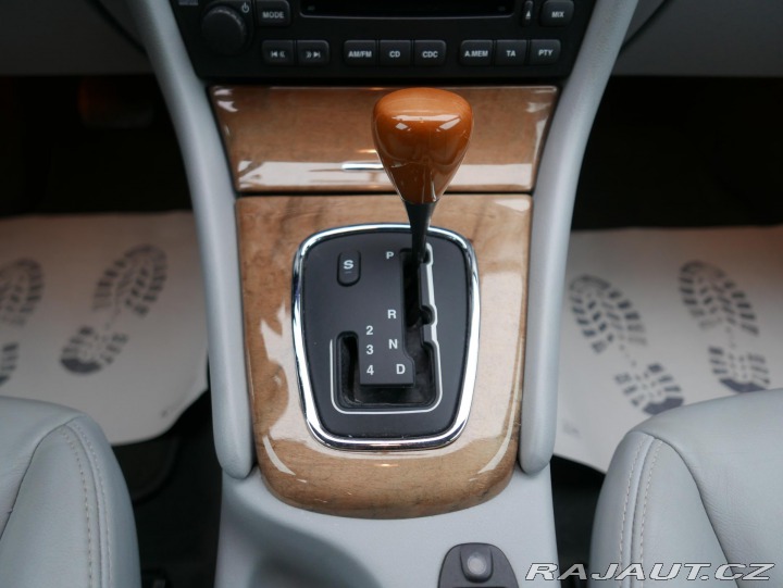 Jaguar X-Type 3,0 V6 AWD Executive REZE 2003