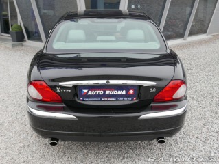Jaguar X-Type 3,0 V6 AWD Executive REZE 2003