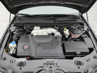 Jaguar X-Type 3,0 V6 AWD Executive REZE 2003