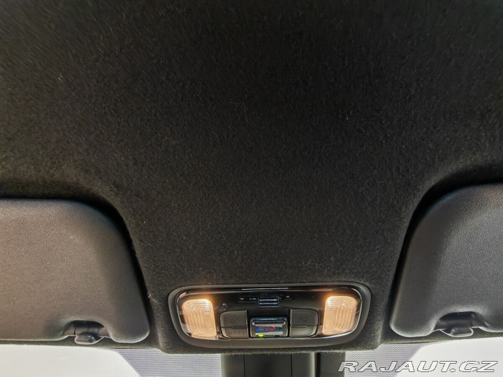 Toyota Yaris 1.5 Hybrid e-CVT Selectio 2023