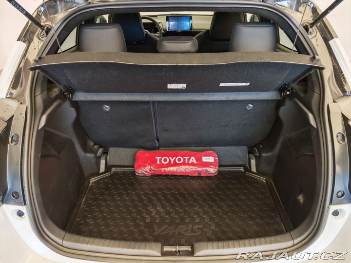 Toyota Yaris 1.5 Hybrid e-CVT Selectio 2023