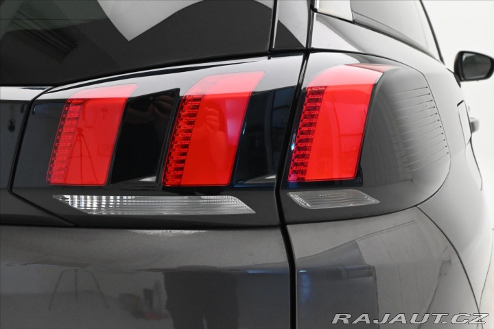 Peugeot 5008 2,0 BlueHdi 130 kW AT All 2022