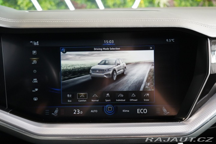 Volkswagen Touareg 3.0TDI*4M*R-LINE*VZDUCH*M 2020