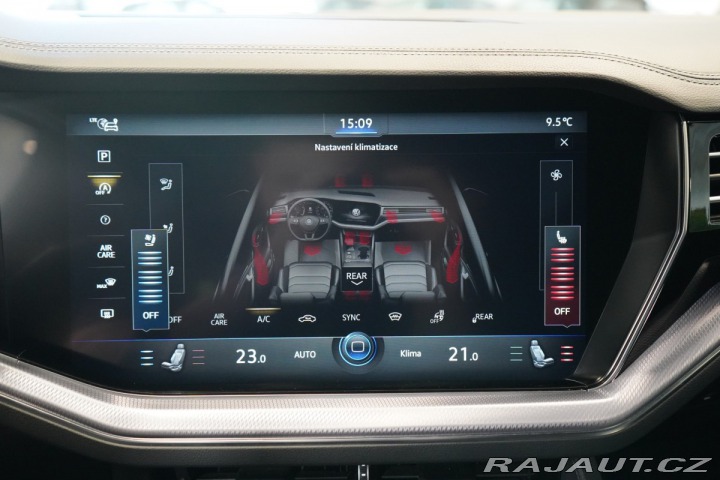 Volkswagen Touareg 3.0TDI*4M*R-LINE*VZDUCH*M 2020