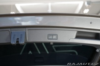 Volkswagen Touareg 3.0TDI*4M*R-LINE*VZDUCH*M 2020