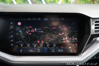 Volkswagen Touareg 3.0TDI*4M*R-LINE*VZDUCH*M 2020