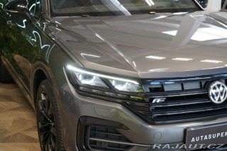 Volkswagen Touareg 3.0TDI*4M*R-LINE*VZDUCH*M 2020