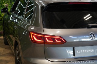 Volkswagen Touareg 3.0TDI*4M*R-LINE*VZDUCH*M 2020