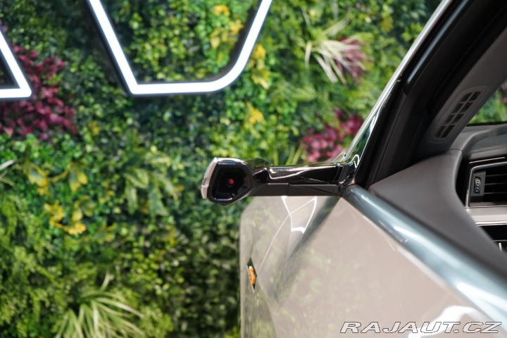 Audi e-tron 55*QUATTRO*PANO*MASÁŽ*MAT 2020