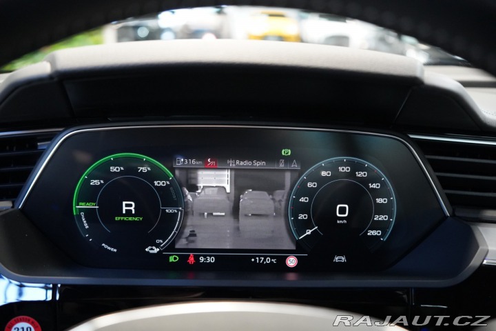 Audi e-tron 55*QUATTRO*PANO*MASÁŽ*MAT 2020