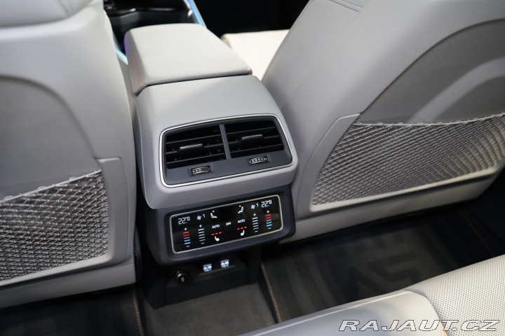 Audi e-tron 55*QUATTRO*PANO*MASÁŽ*MAT 2020
