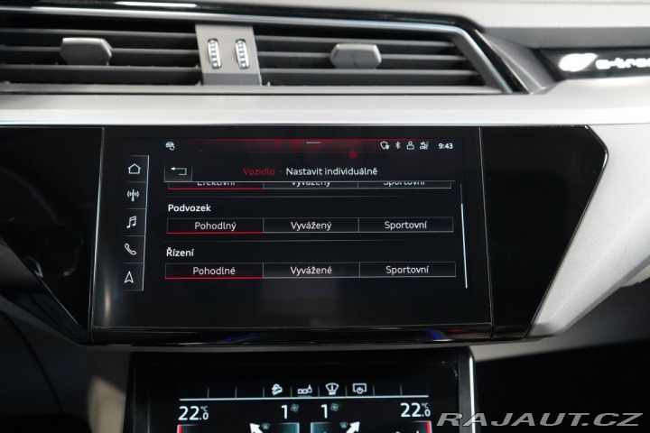 Audi e-tron 55*QUATTRO*PANO*MASÁŽ*MAT 2020