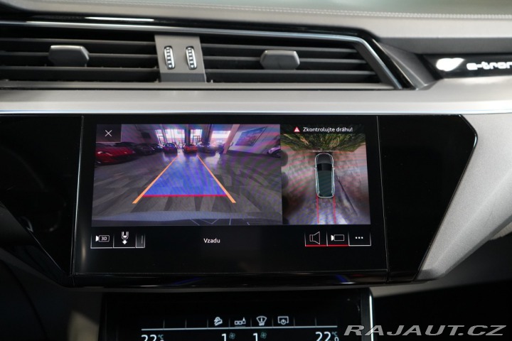 Audi e-tron 55*QUATTRO*PANO*MASÁŽ*MAT 2020