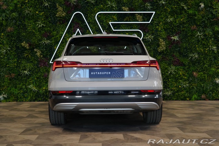 Audi e-tron 55*QUATTRO*PANO*MASÁŽ*MAT 2020