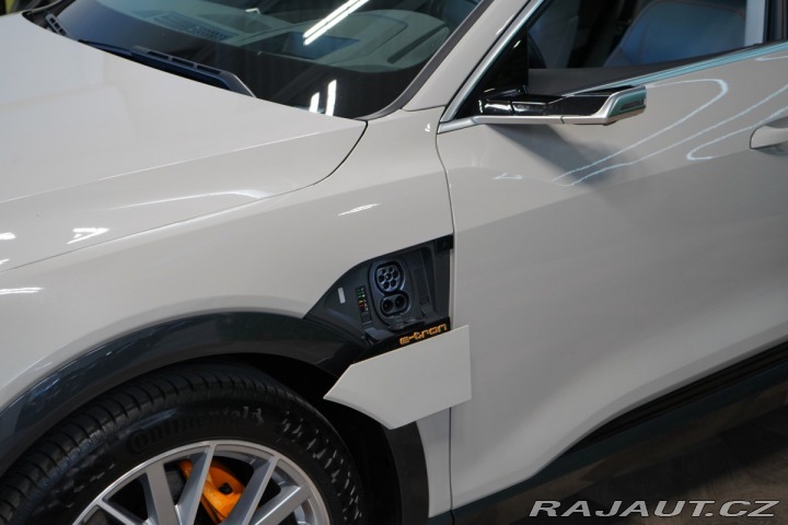 Audi e-tron 55*QUATTRO*PANO*MASÁŽ*MAT 2020