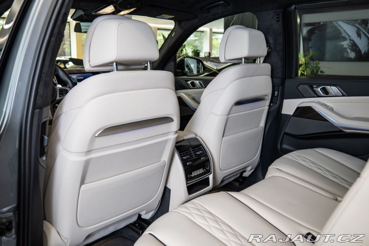 BMW X7 xDrive 40d LED/360 2023