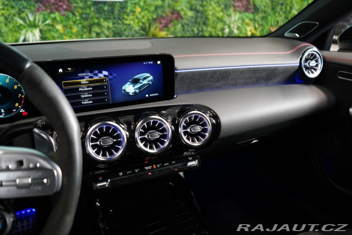 Mercedes-Benz CLA 45S*AMG*SB*PANO*TAŽNÉ*BUR 2023