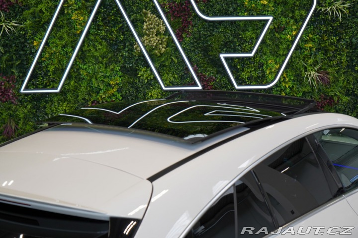 Mercedes-Benz CLA 45S*AMG*SB*PANO*TAŽNÉ*BUR 2023