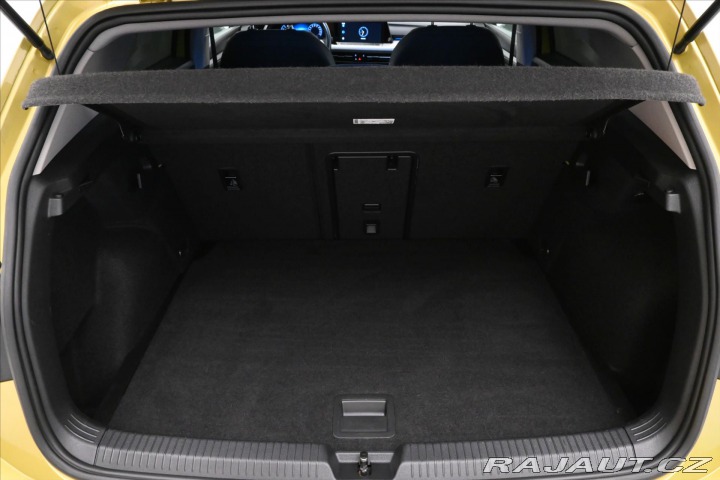 Volkswagen Golf 1,0 TSI 81kW Life Záruka 2021