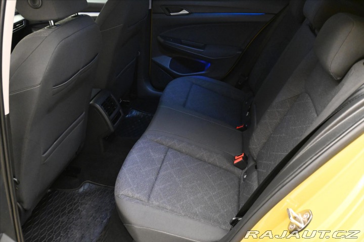 Volkswagen Golf 1,0 TSI 81kW Life Záruka 2021