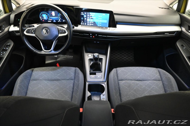 Volkswagen Golf 1,0 TSI 81 kW Life Záruka 2021