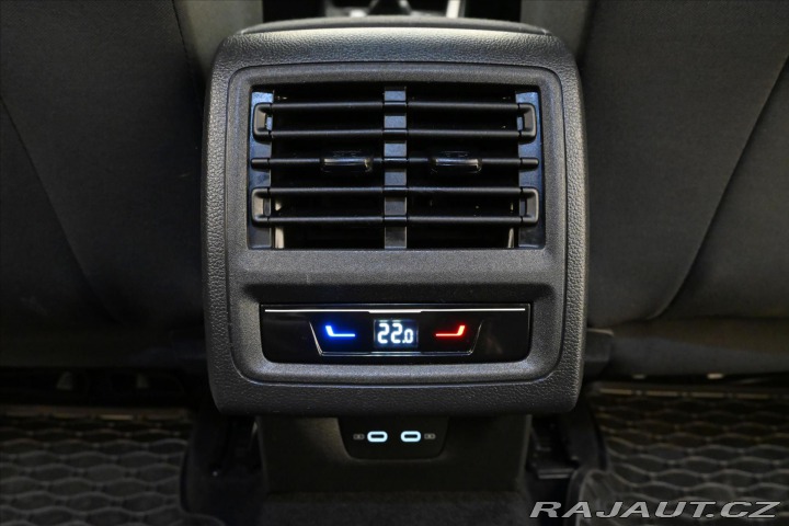 Volkswagen Golf 1,0 TSI 81kW Life Záruka 2021