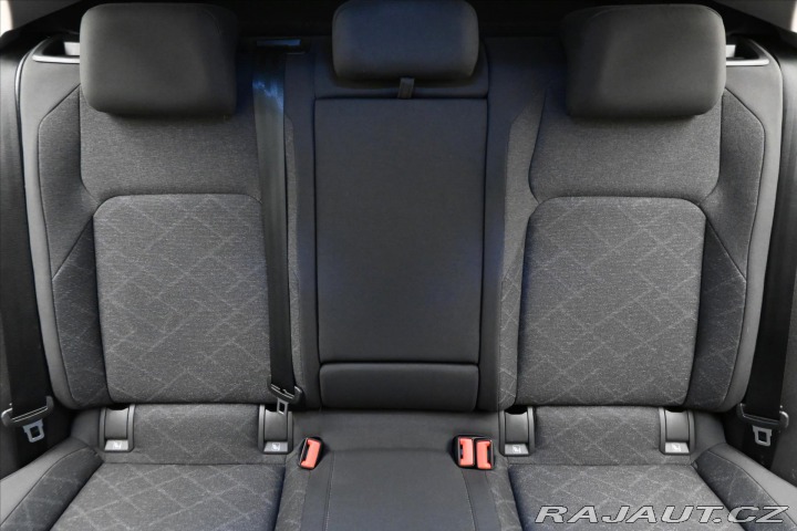 Volkswagen Golf 1,0 TSI 81kW Life Záruka 2021