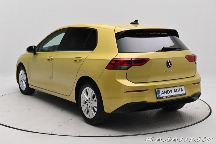 Volkswagen Golf 1,0 TSI 81kW Life Záruka 2021