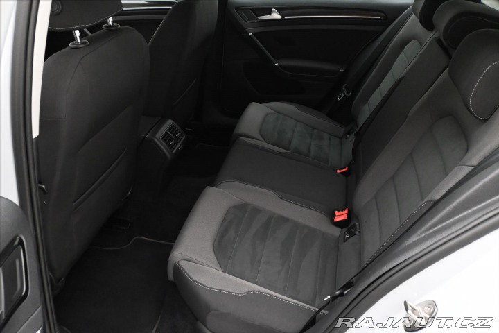 Volkswagen Golf 1,6 TDI 85 kW Highline Zá 2018