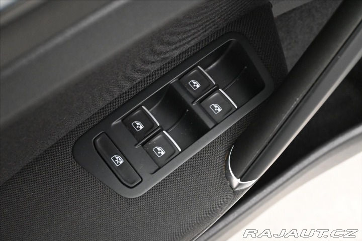 Volkswagen Golf 1,6 TDI 85 kW Highline Zá 2018