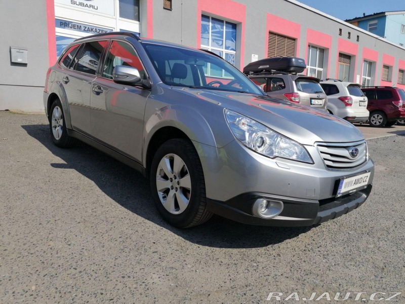 Subaru Outback 2.5i Comfort MY2010