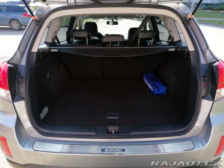 Subaru Outback 2.5i Comfort MY2010 2010