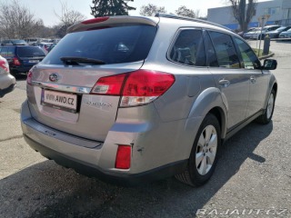 Subaru Outback 2.5i Comfort MY2010 2010