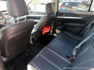 Subaru Outback 2.5i Comfort MY2010 2010