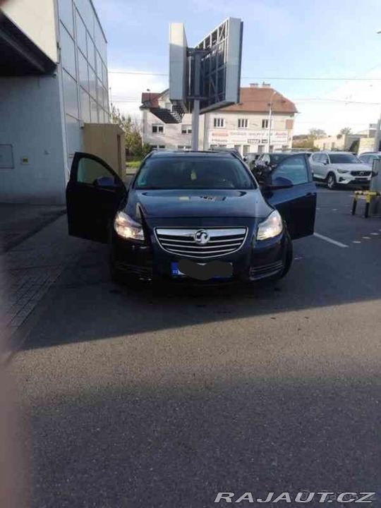 Opel Insignia 2,0TDCi 2011