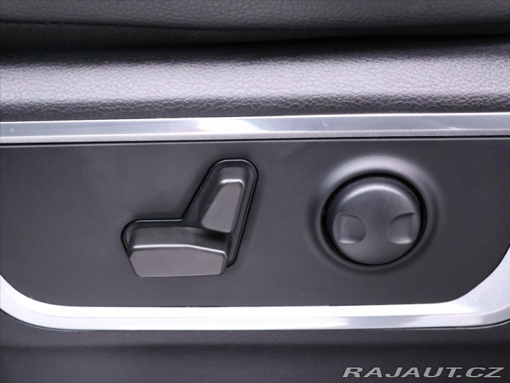 Dodge RAM 5,7 291kW 4x4 Crew Cab CZ 2023