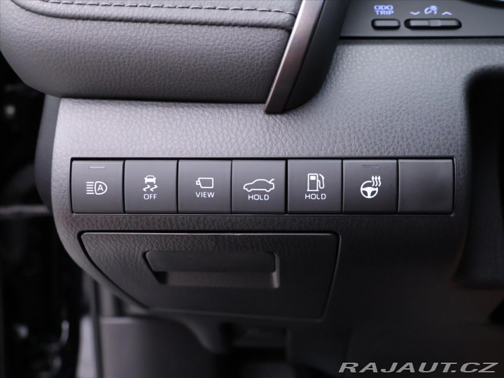 Toyota Camry 2,5 HEV Aut. CZ Executive 2021