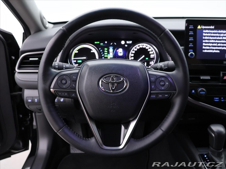 Toyota Camry 2,5 HEV Aut. CZ Executive 2021