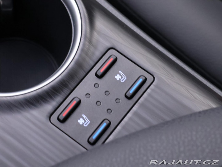 Toyota Camry 2,5 HEV Aut. CZ Executive 2021