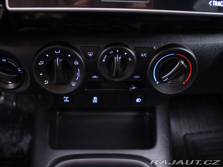 Toyota Hilux 2,4 D-4D 110kW 4X4 DPH Ta 2018