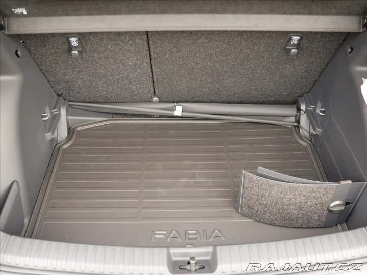 Škoda Fabia 1,0 TSi DSG Edice 130let 2026