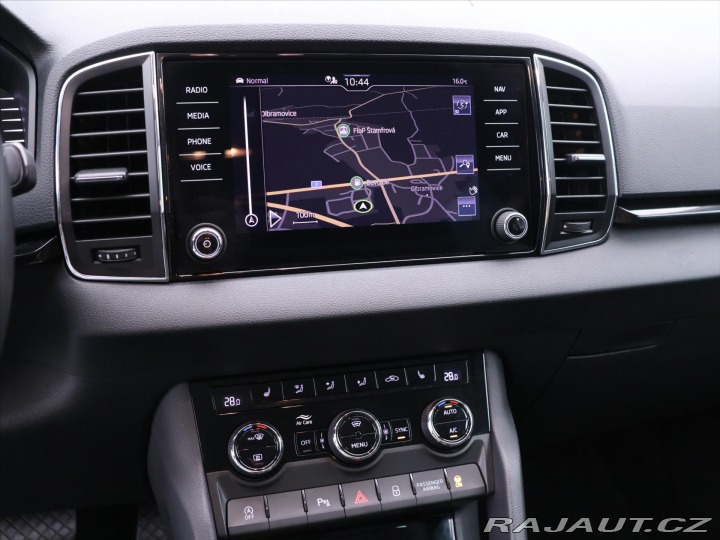 Škoda Karoq 1,5 TSI 110kW DSG CZ Styl 2024